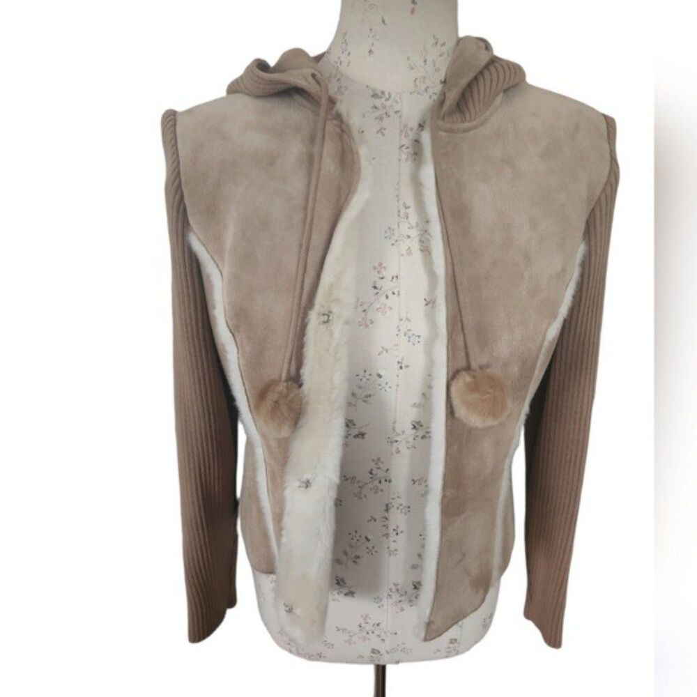 Q.U.E. Leather Suede Tan Short Jacket Open front w/ Hood & Pom Poms Size Medium